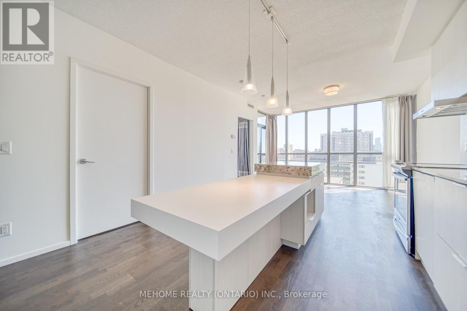 Photo 11 of 1103 101 Charles Street E, Toronto ON