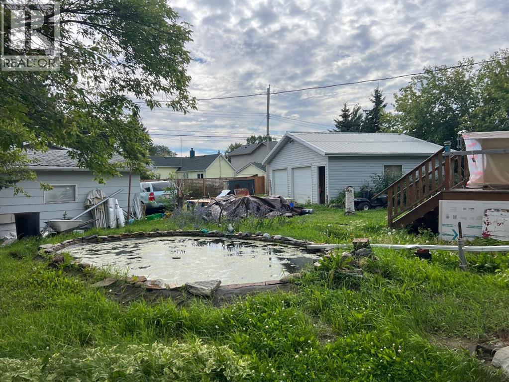 Photo 14 of 5233 50 Street, Daysland AB