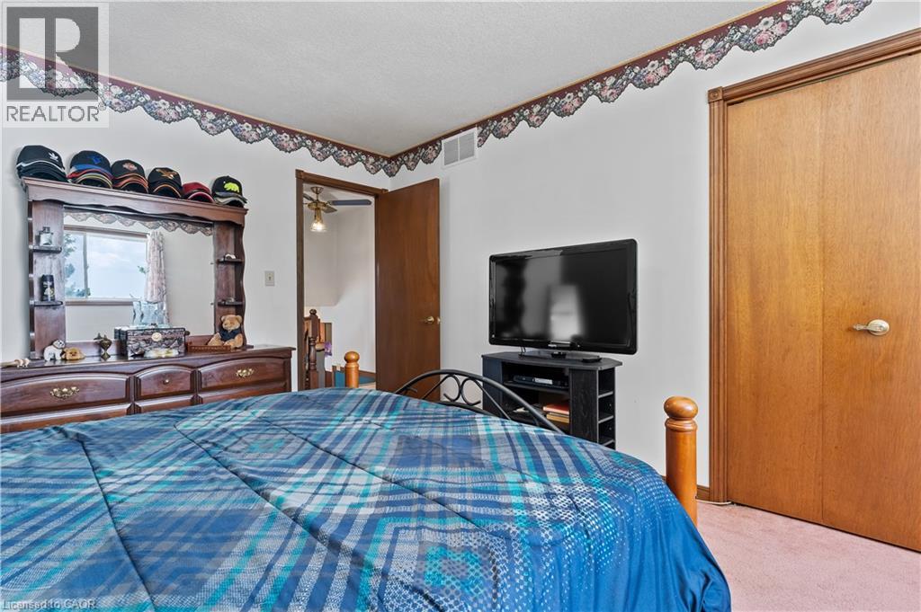Photo 14 of 53 Northridge Drive, Smithville ON