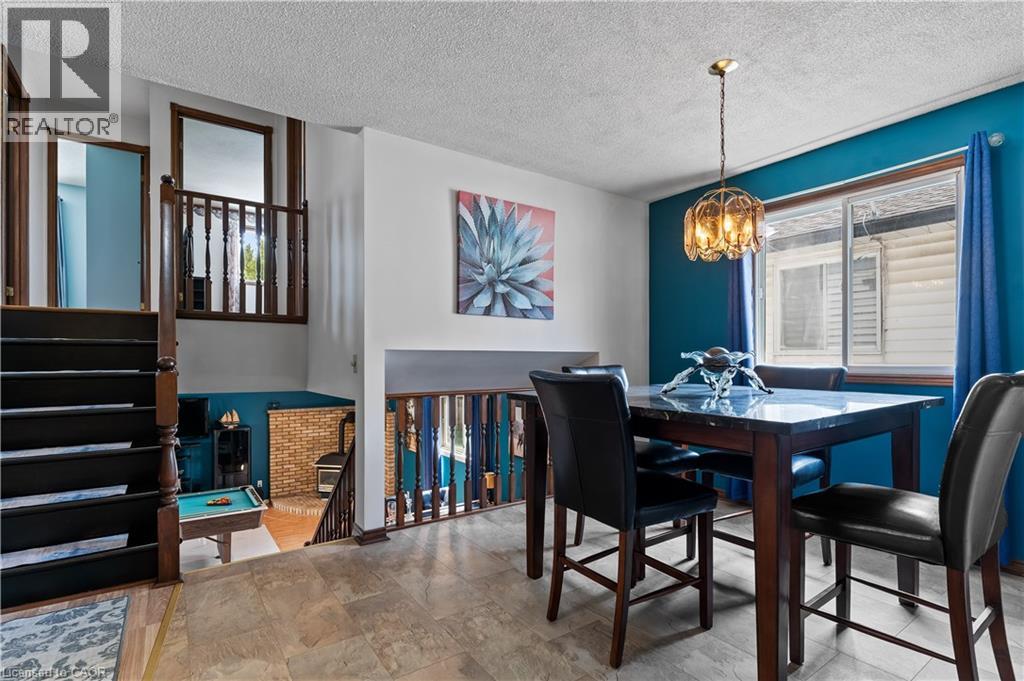 Photo 8 of 53 Northridge Drive, Smithville ON
