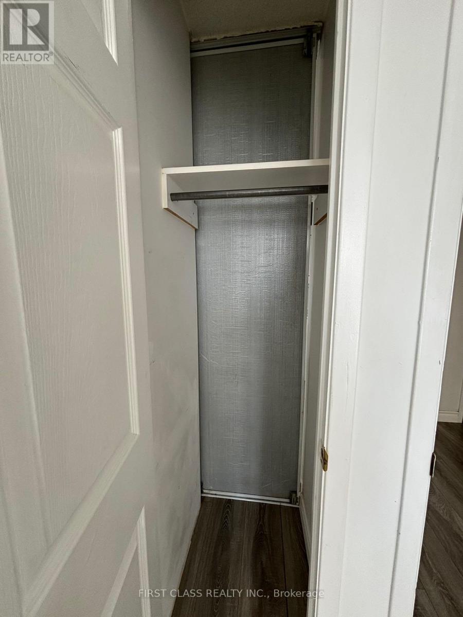Photo 30 of 1412 10 Stonehill Court, Toronto ON
