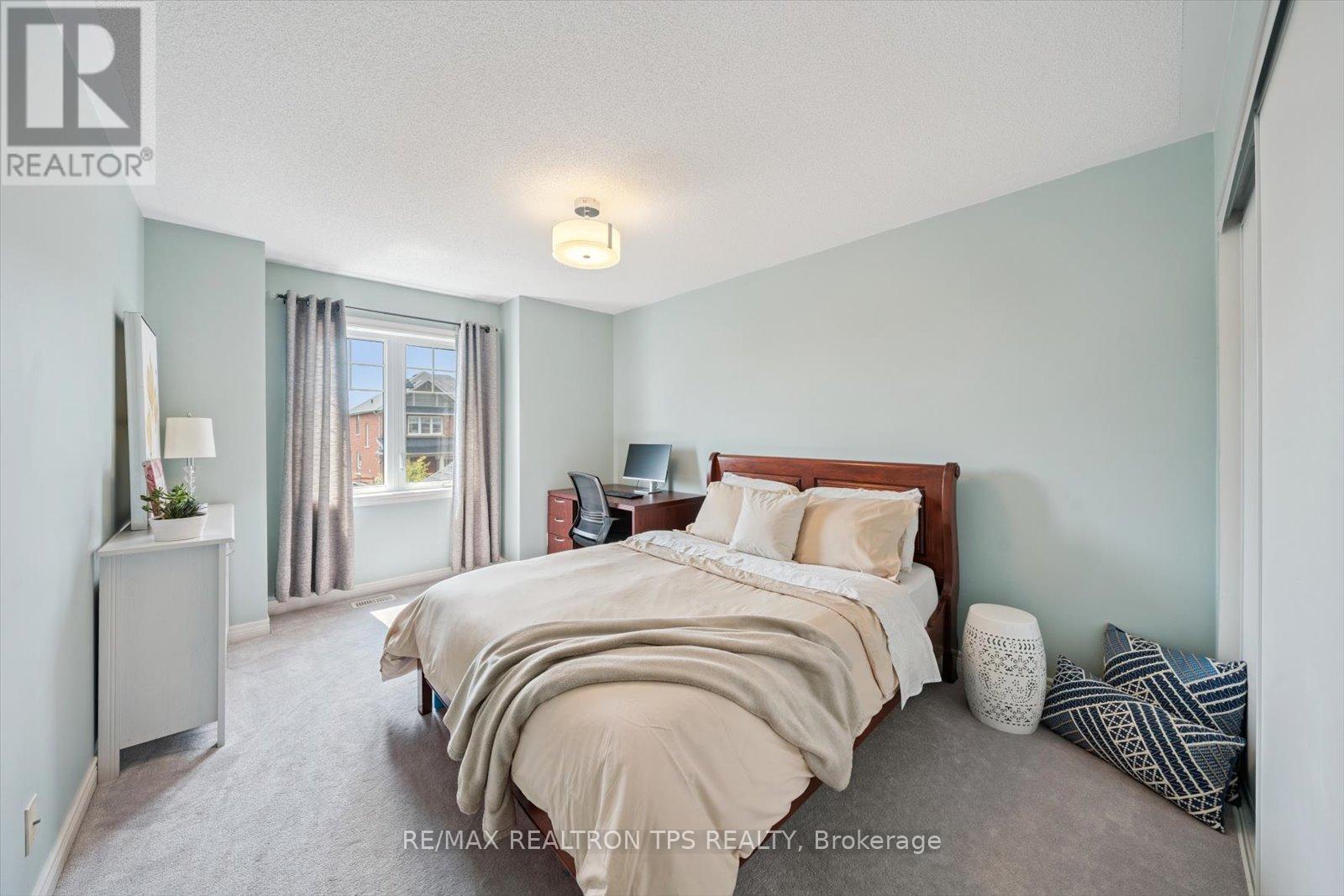 Photo 19 of 205 Blackwell Crescent, Oshawa ON