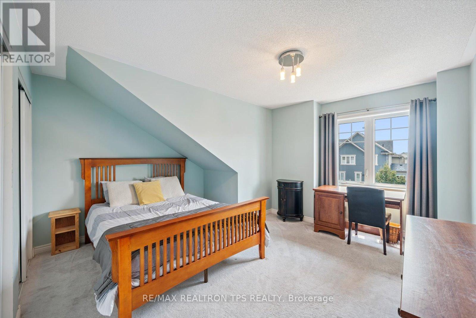Photo 21 of 205 Blackwell Crescent, Oshawa ON