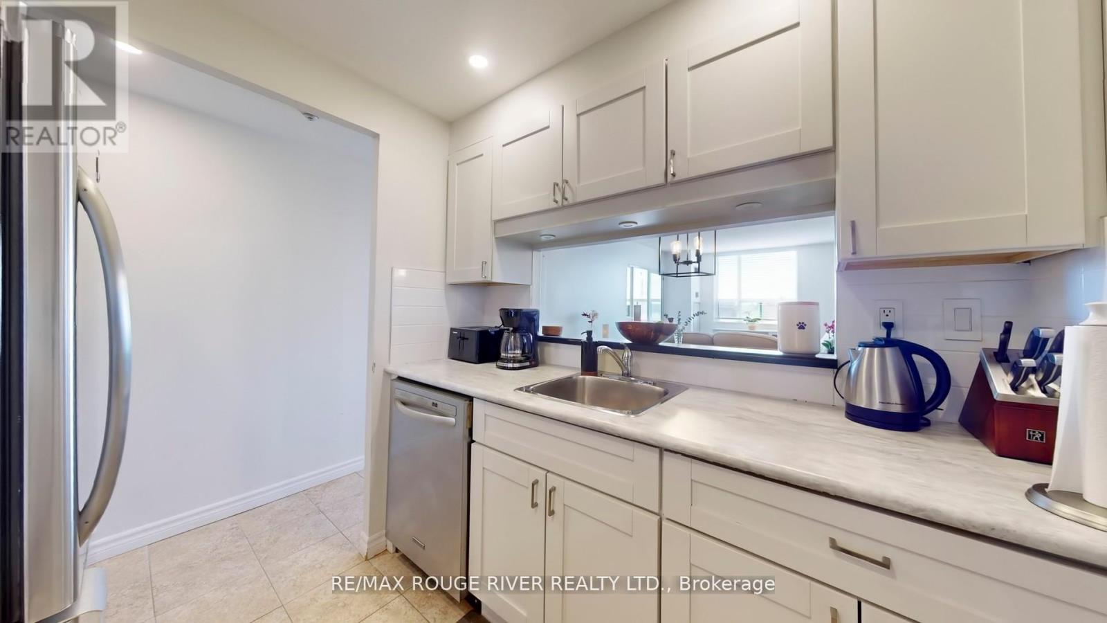Photo 21 of 507 1655 Pickering Parkway, Pickering ON