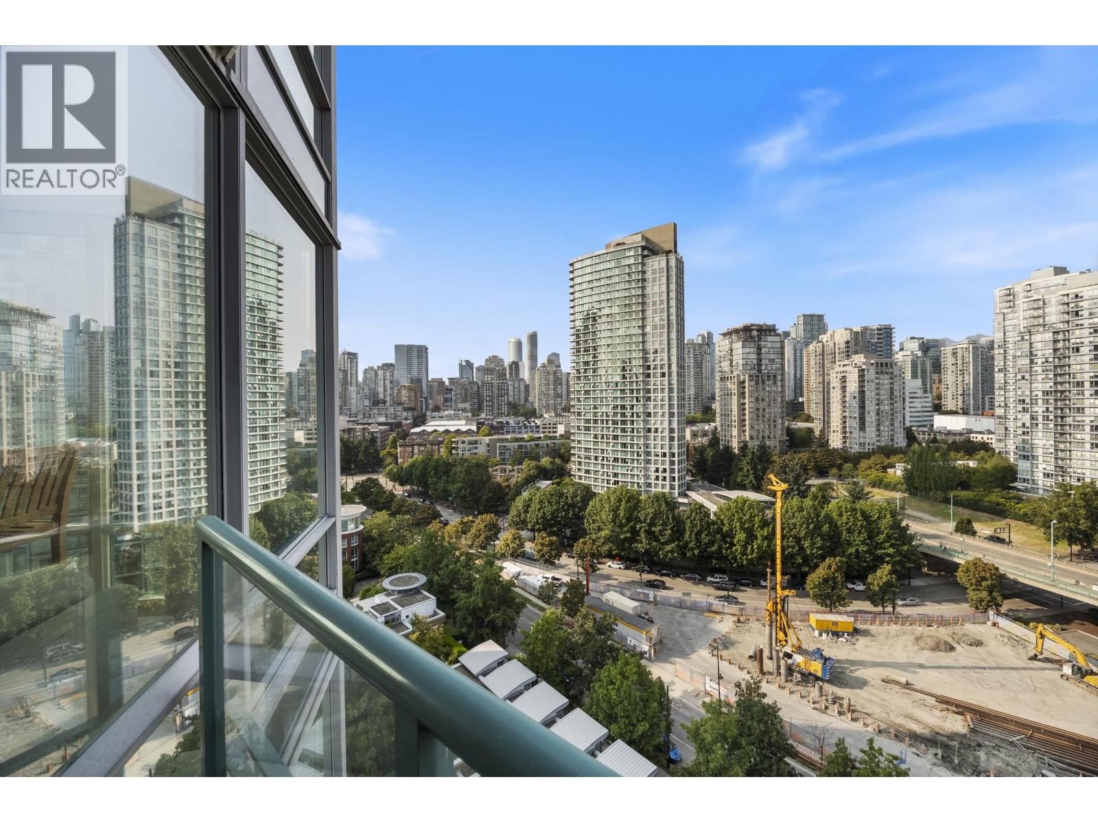 Photo 13 of 1901 1033 Marinaside Crescent, Vancouver BC