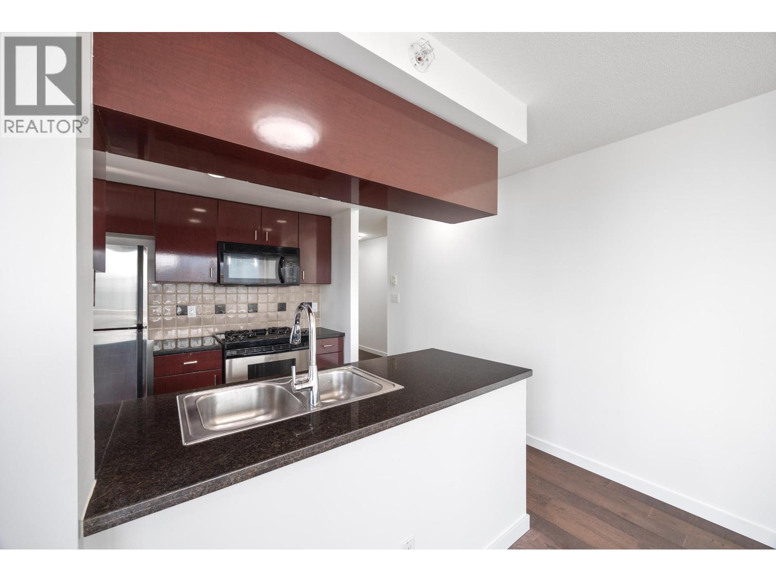 Photo 21 of 1901 1033 Marinaside Crescent, Vancouver BC