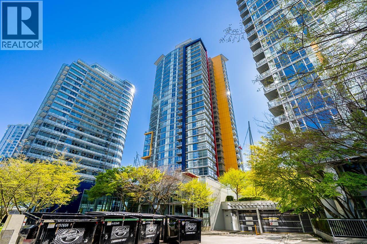 Photo 3 of 2803 111 W Georgia Street, Vancouver BC