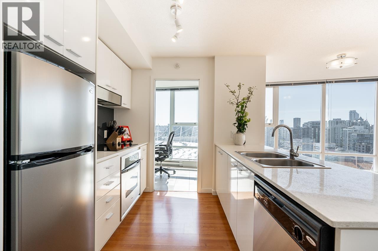 Photo 7 of 2803 111 W Georgia Street, Vancouver BC
