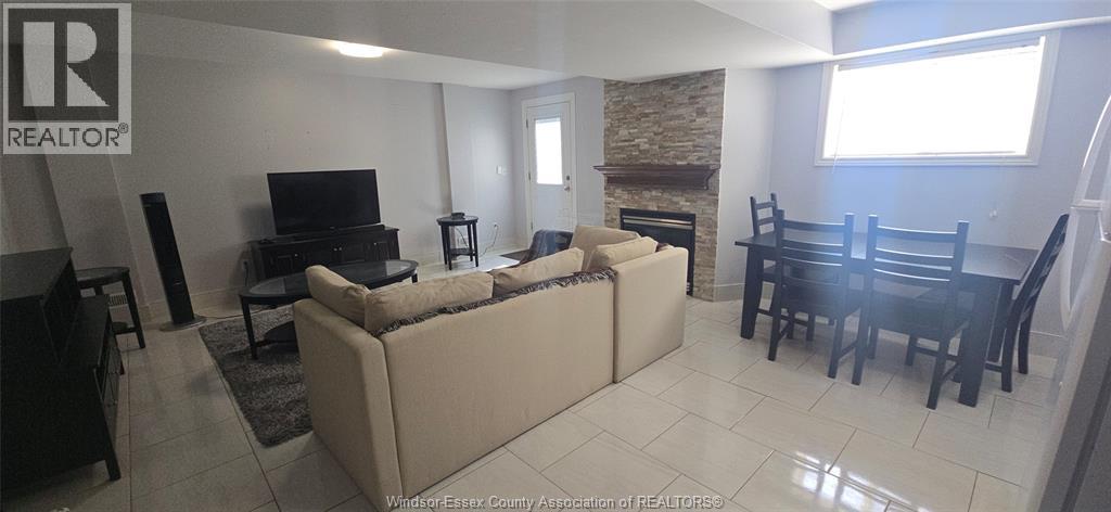 Photo 8 of 1551 Dobrich Street, Windsor ON