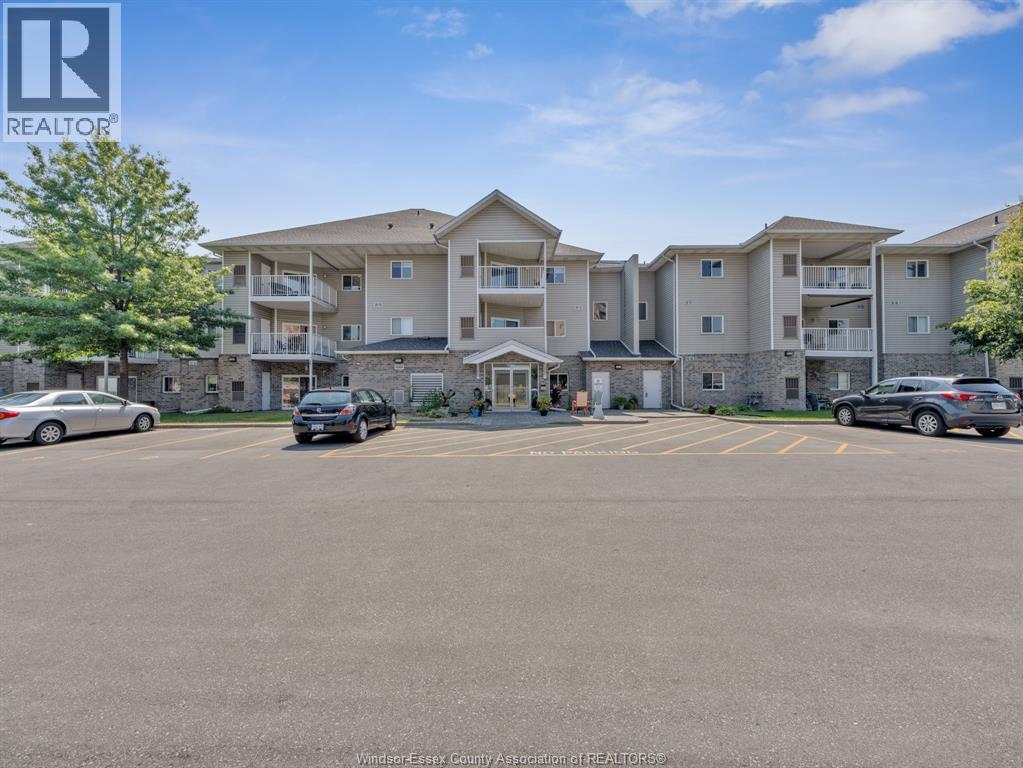 Photo 2 of 1390 Lauzon Road Unit 324, Windsor ON