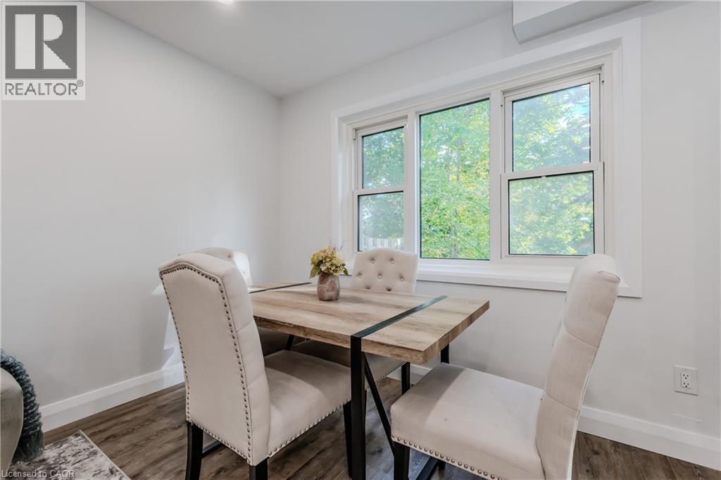 Photo 7 of 308 Bluevale Street N Unit E, Waterloo ON