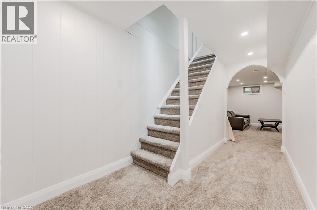 Photo 27 of 308 Bluevale Street N Unit E, Waterloo ON