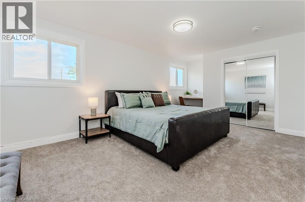 Photo 24 of 308 Bluevale Street N Unit E, Waterloo ON