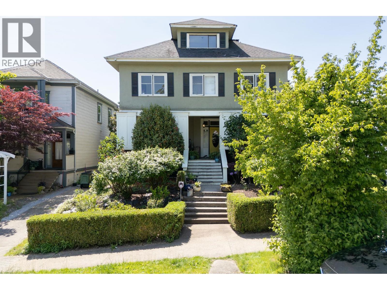 Photo 40 of 226 Second Street, New Westminster BC