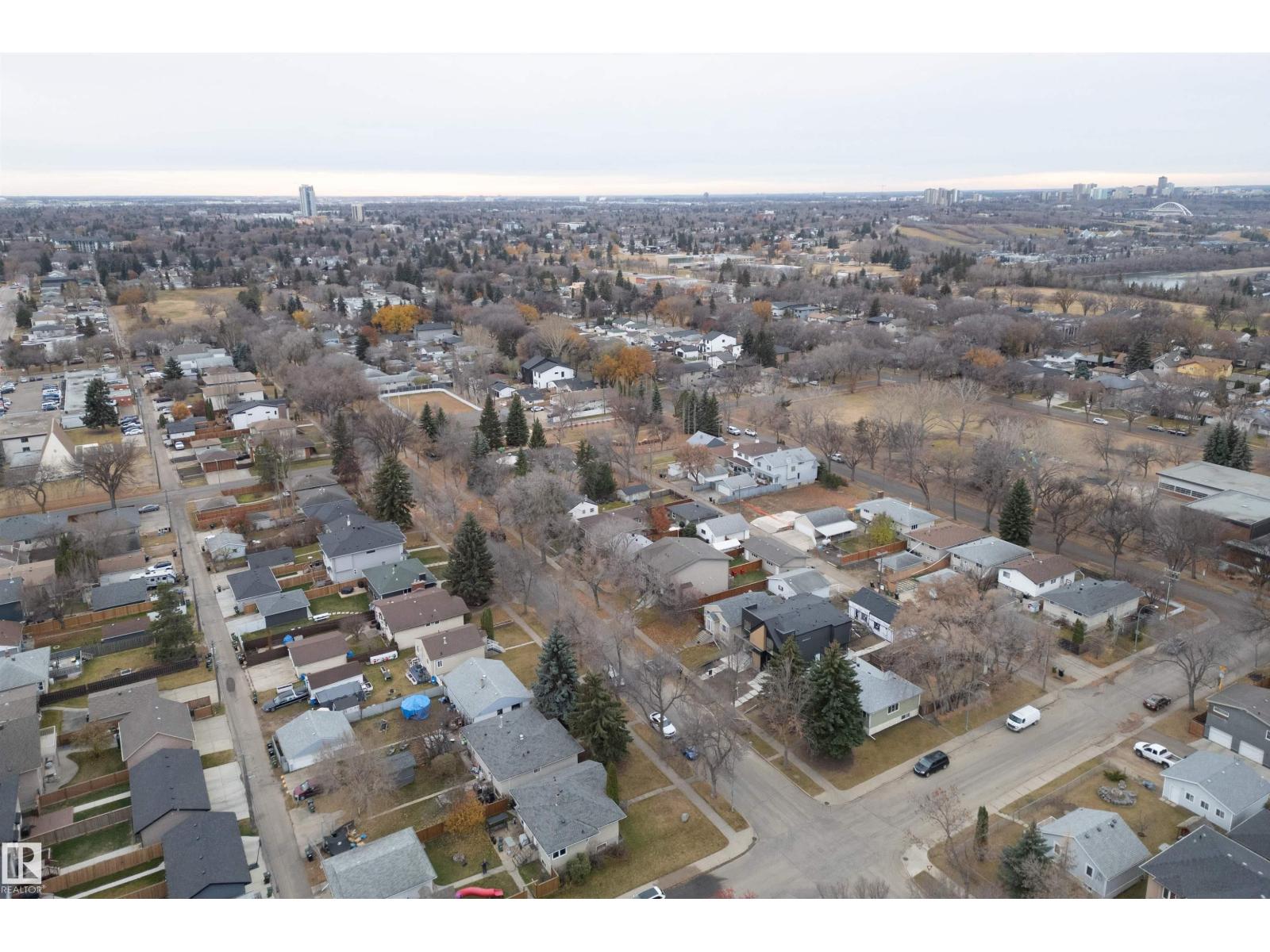 Photo 30 of 10244 80 St Nw, Edmonton AB