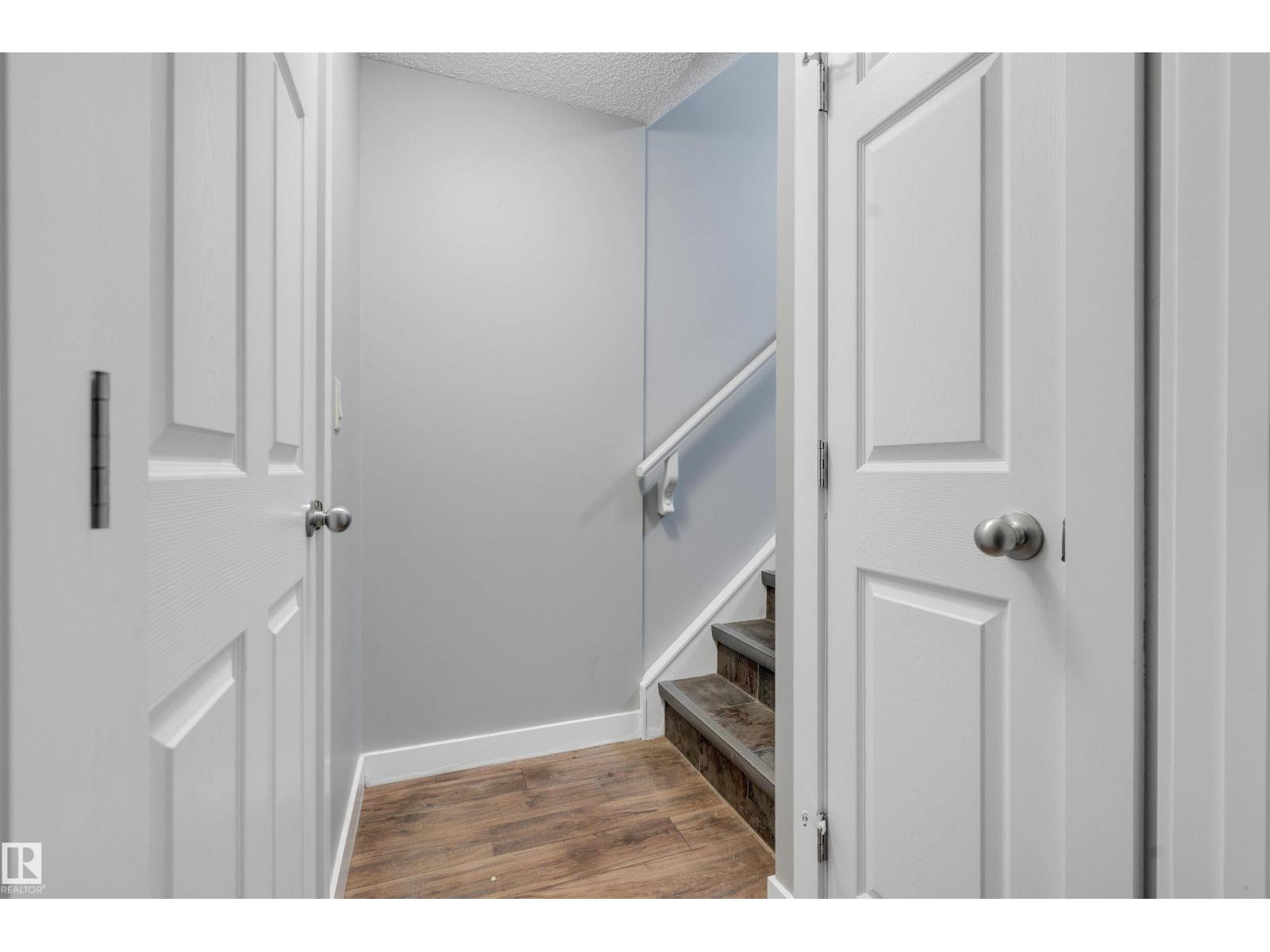 Photo 16 of 8616 221 St Nw, Edmonton AB