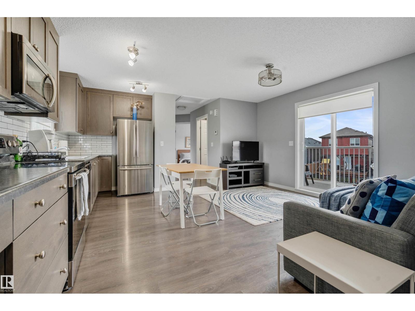Photo 24 of 8616 221 St Nw, Edmonton AB