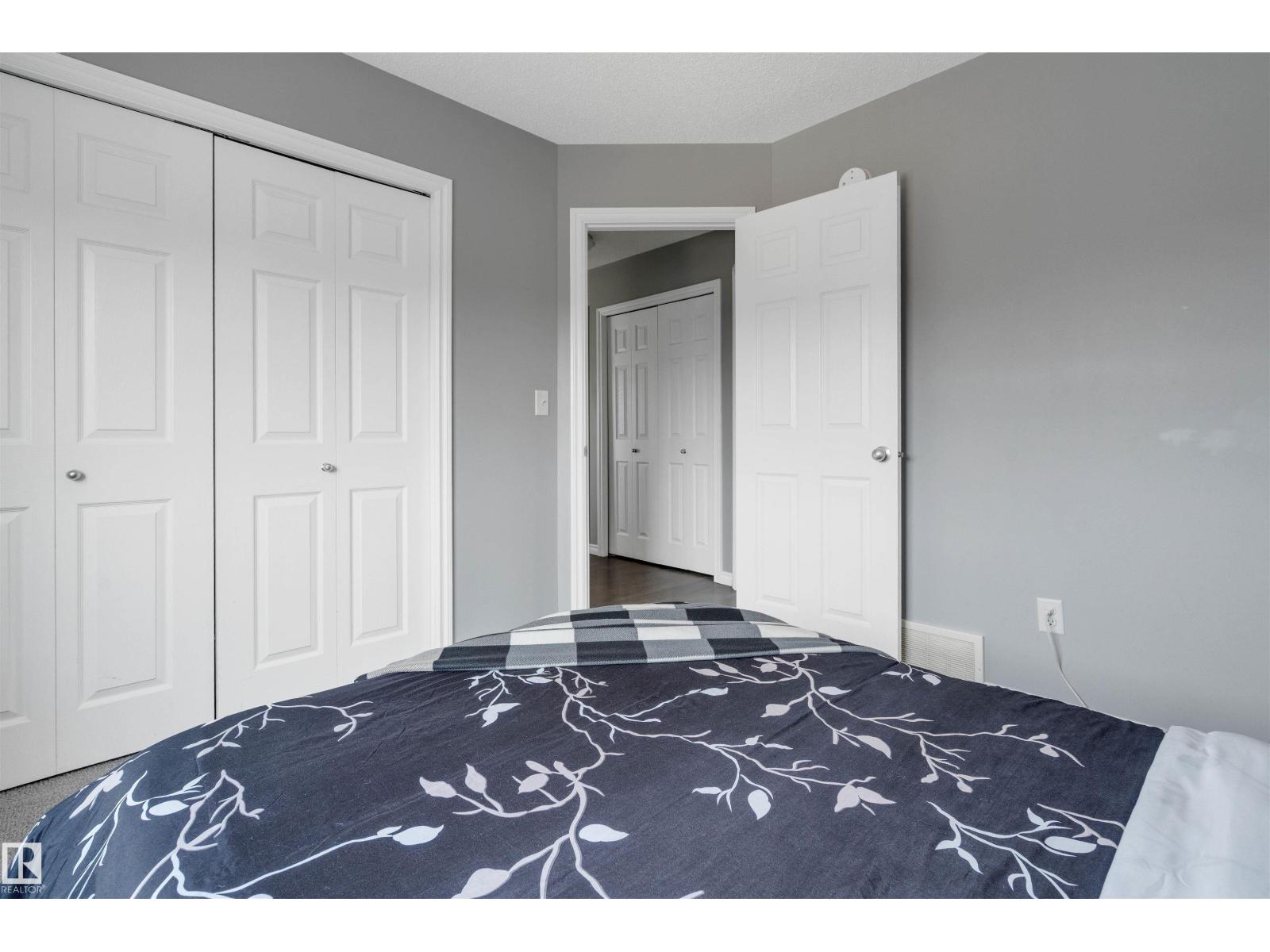 Photo 31 of 8616 221 St Nw, Edmonton AB