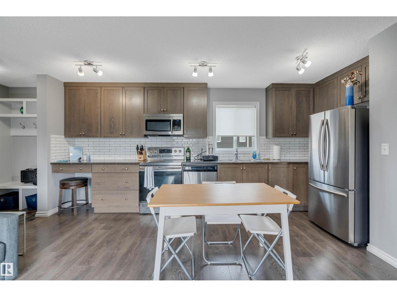 Photo 25 of 8616 221 St Nw, Edmonton AB