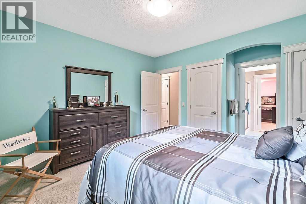 Photo 22 of 608 Montgomery Close Se, High River AB