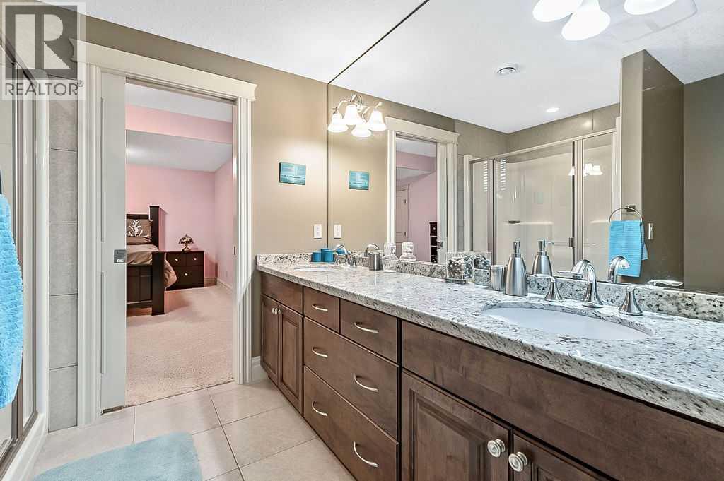Photo 23 of 608 Montgomery Close Se, High River AB