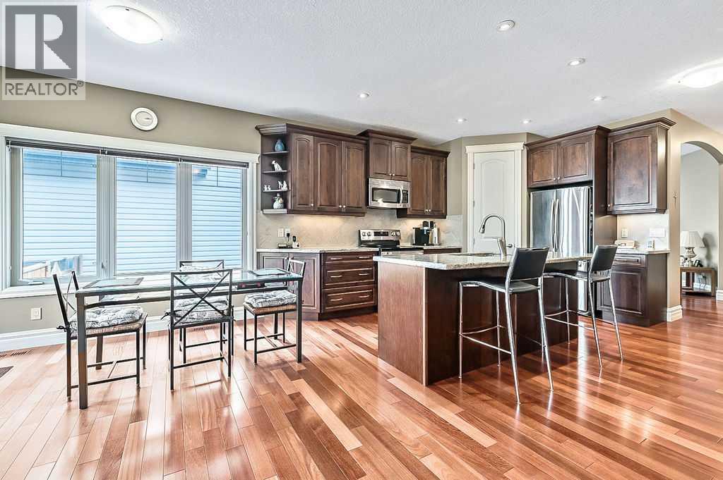 Photo 7 of 608 Montgomery Close Se, High River AB