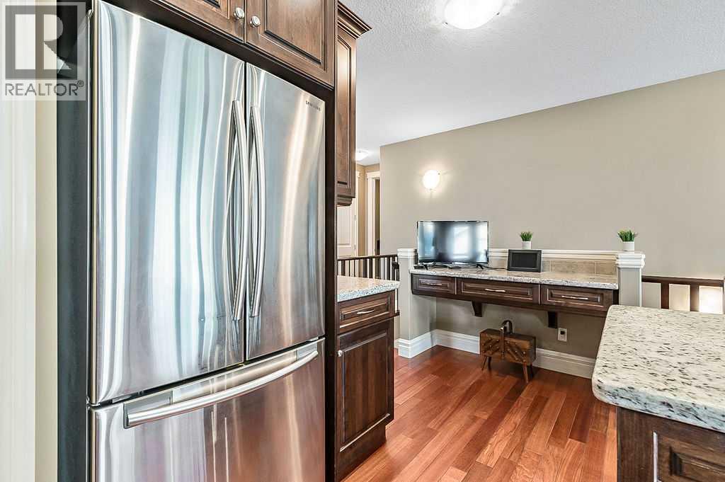 Photo 9 of 608 Montgomery Close Se, High River AB