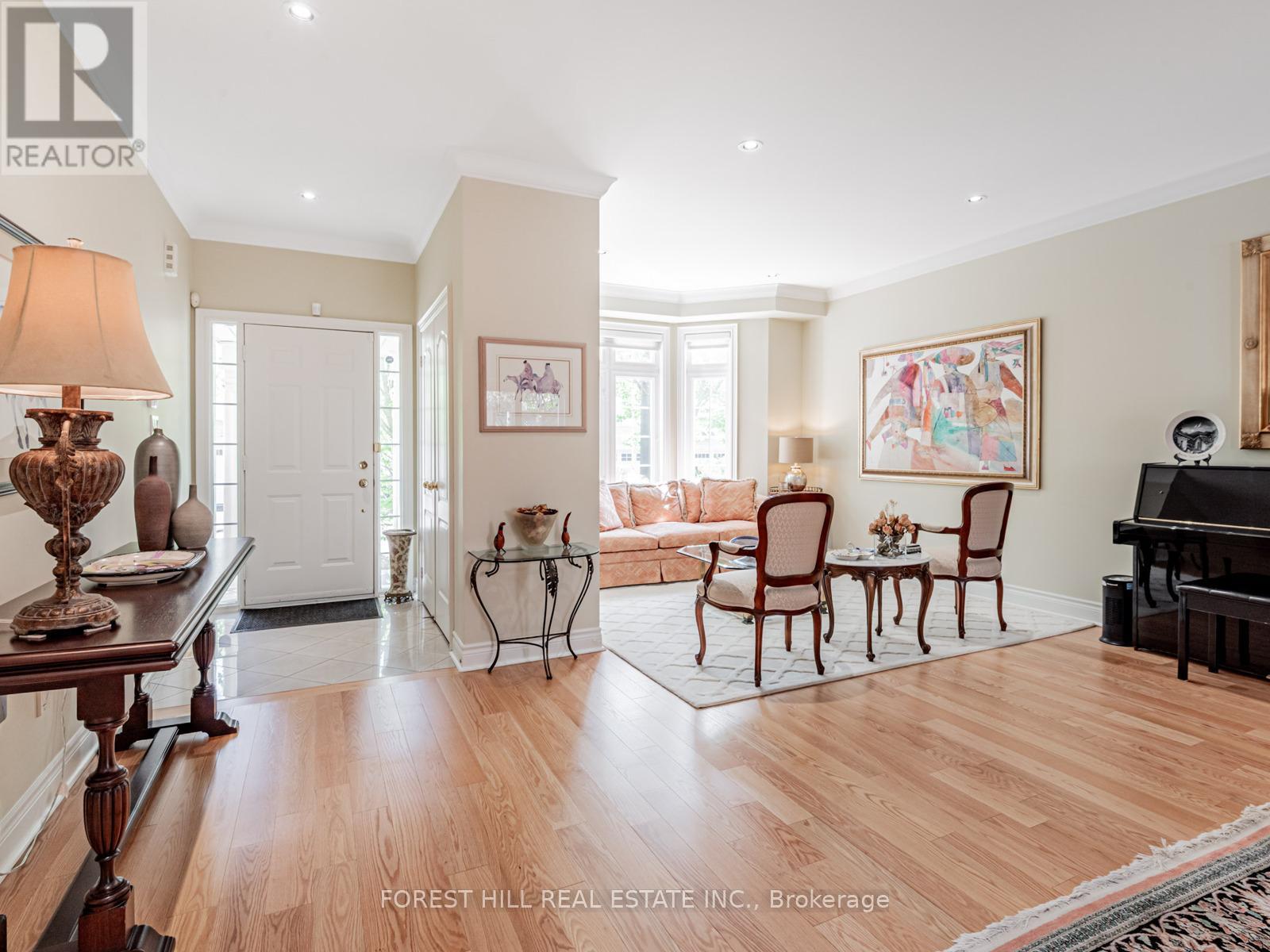 Photo 3 of 36 603 Clark Avenue, Vaughan ON