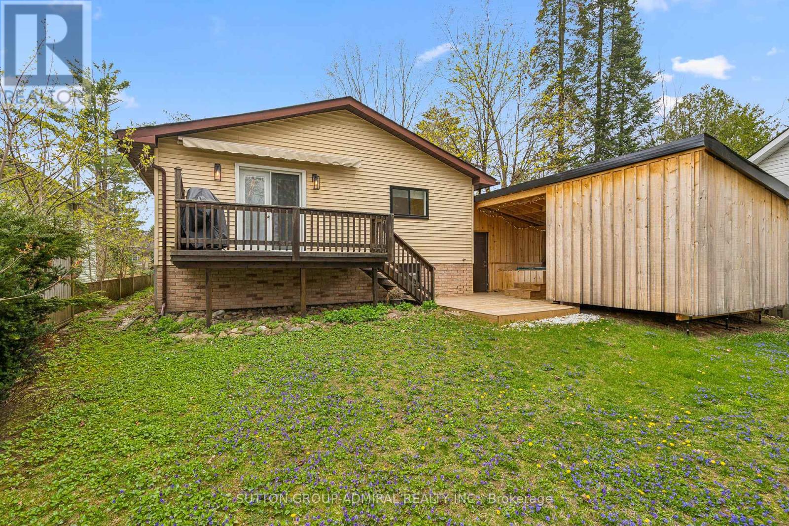 Photo 28 of 2059 Northern Avenue, Innisfil ON