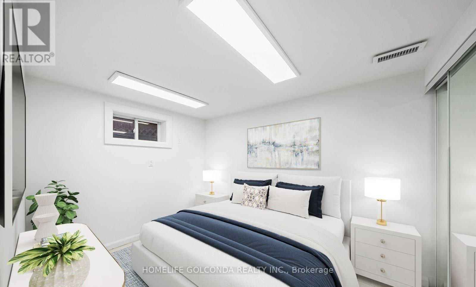 Photo 7 of Basement 122 Longford Drive, Newmarket ON