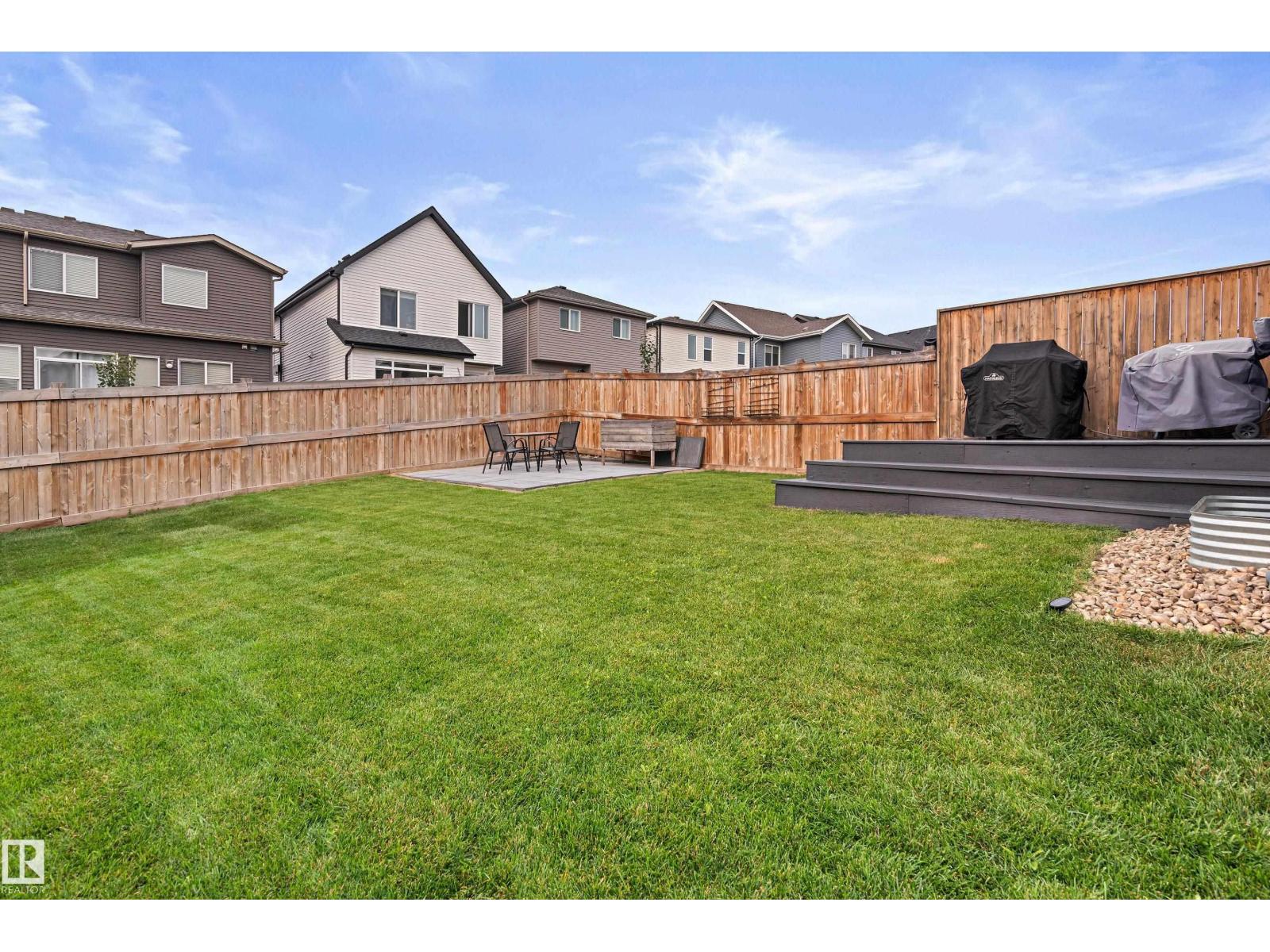 Photo 29 of 2004 Price Ld Sw, Edmonton AB