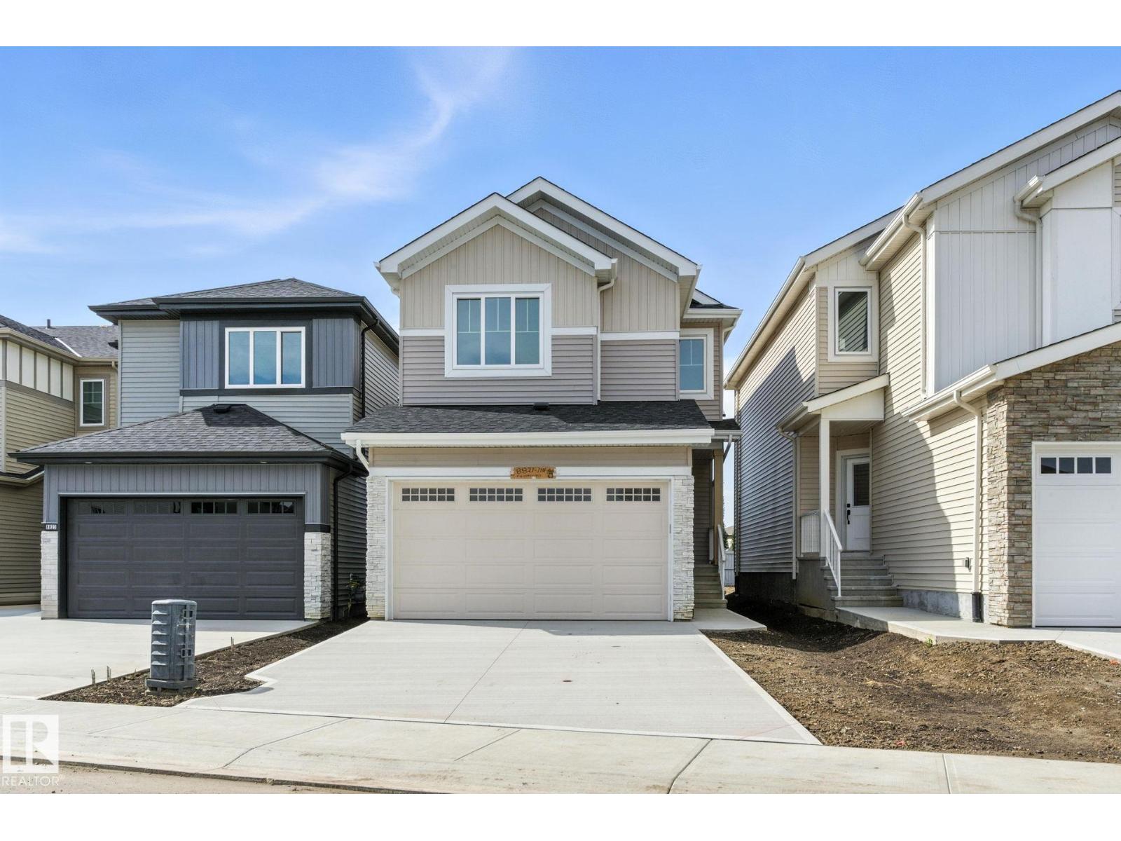 Photo 21 of 8827 181 Av Nw, Edmonton AB