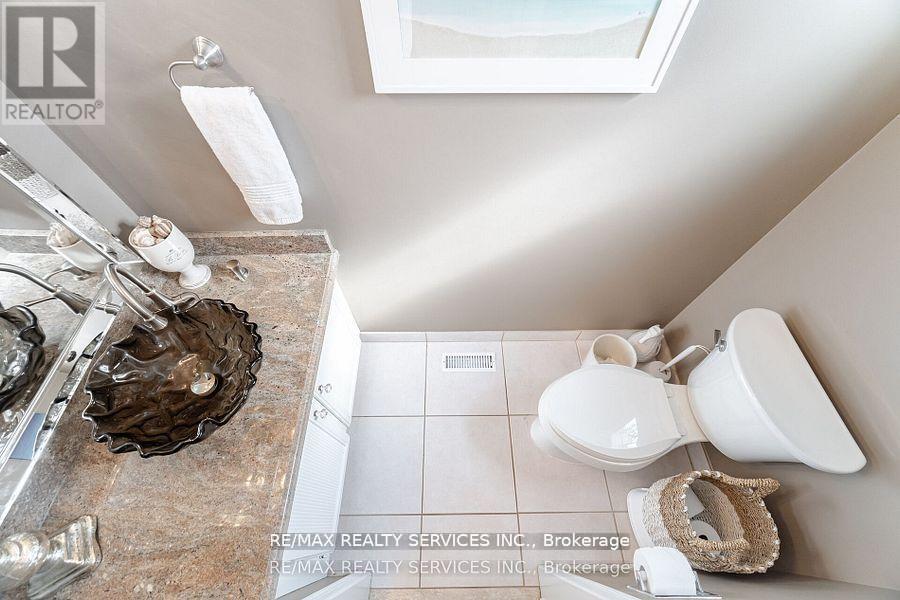 Photo 27 of 41 Christie Drive, Brampton ON