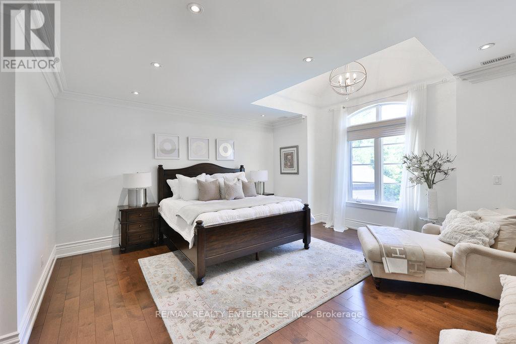 Photo 20 of 1459 Stavebank Road, Mississauga ON