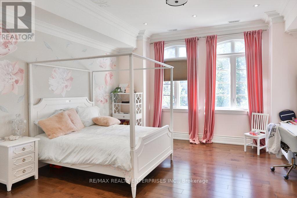 Photo 24 of 1459 Stavebank Road, Mississauga ON