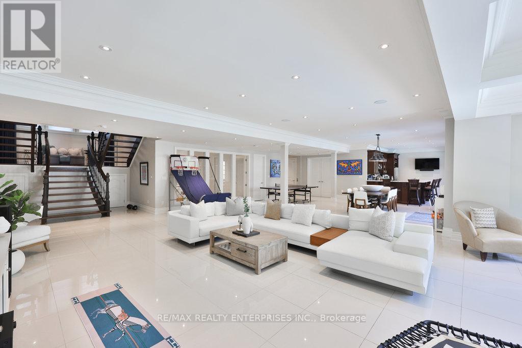 Photo 32 of 1459 Stavebank Road, Mississauga ON
