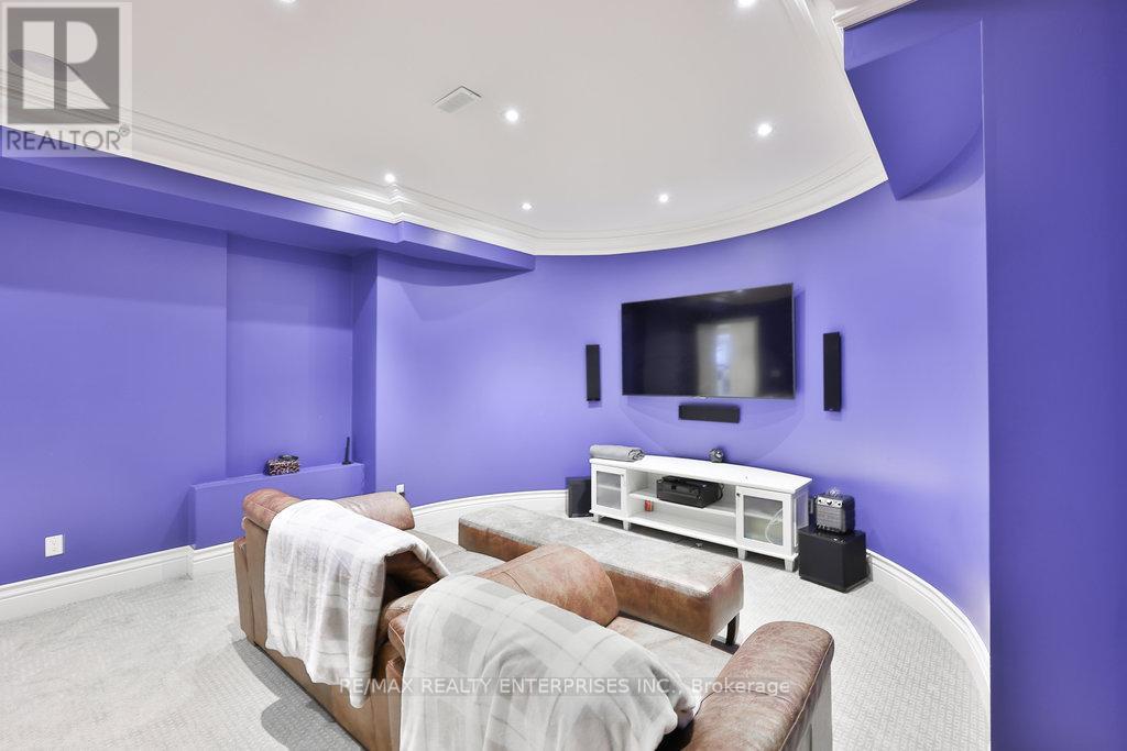 Photo 35 of 1459 Stavebank Road, Mississauga ON