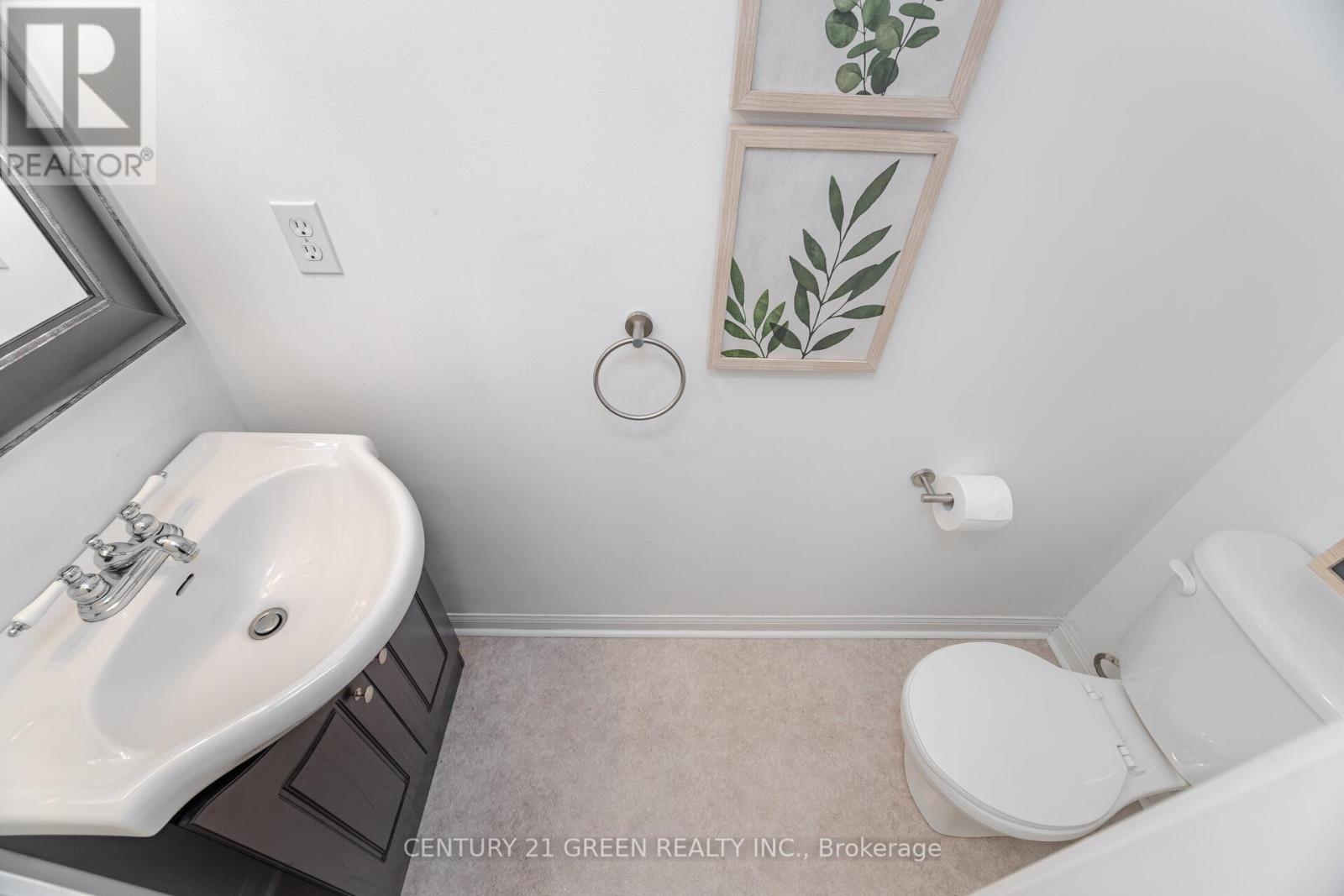 Photo 12 of 411 Baverstock Crescent, Milton ON