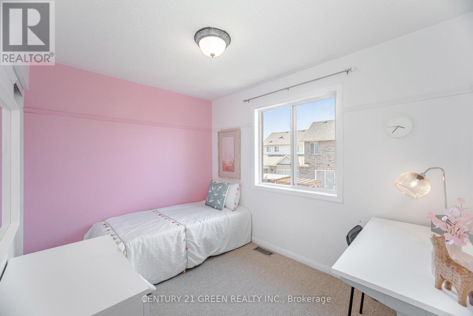 Photo 21 of 411 Baverstock Crescent, Milton ON