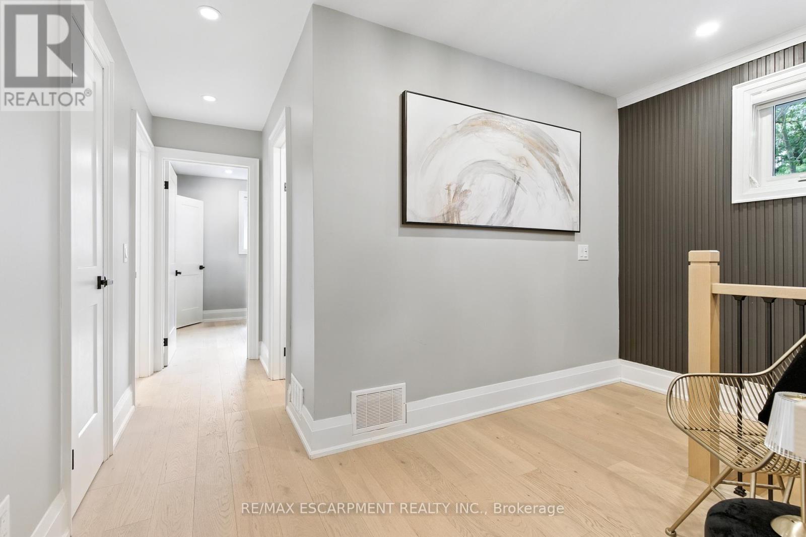 Photo 25 of 1245 Bramblewood Lane, Mississauga ON