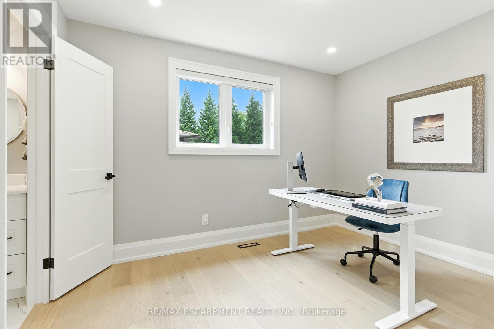 Photo 39 of 1245 Bramblewood Lane, Mississauga ON