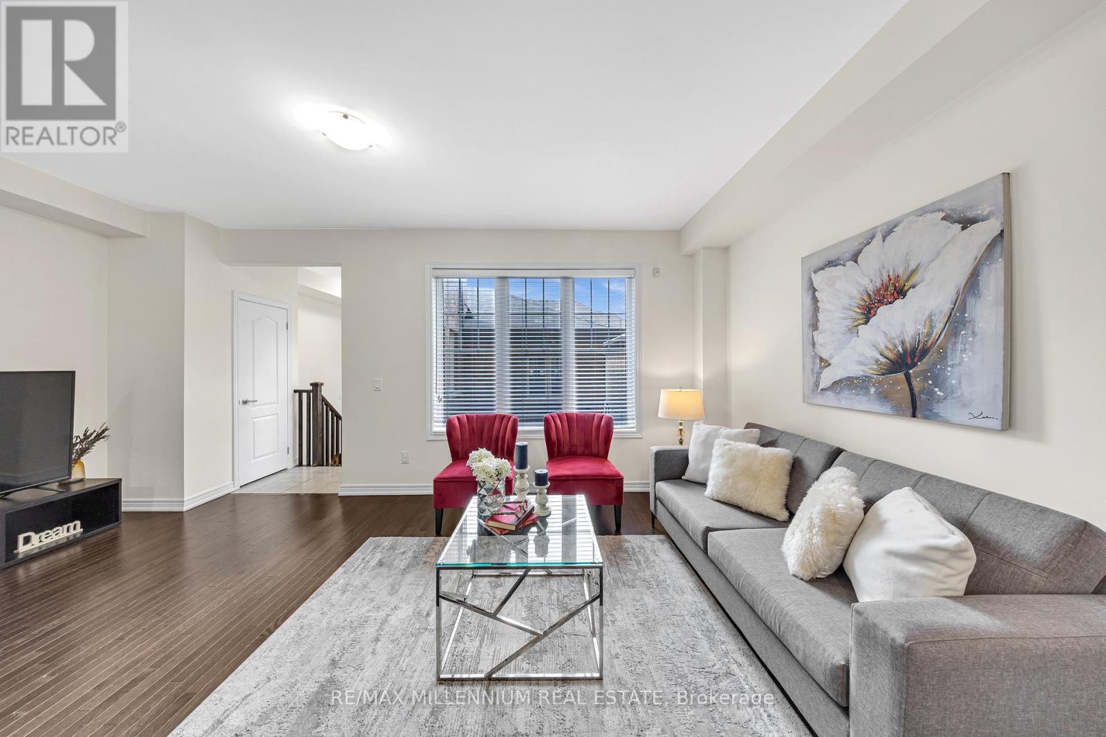Photo 14 of 86 Saint Dennis Road, Brampton ON