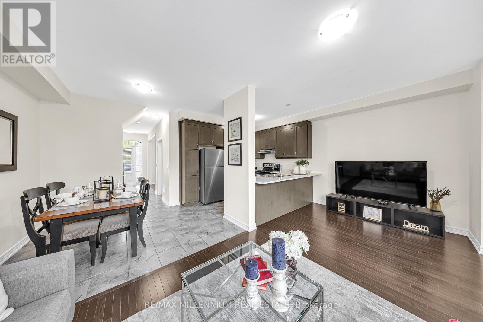 Photo 16 of 86 Saint Dennis Road, Brampton ON