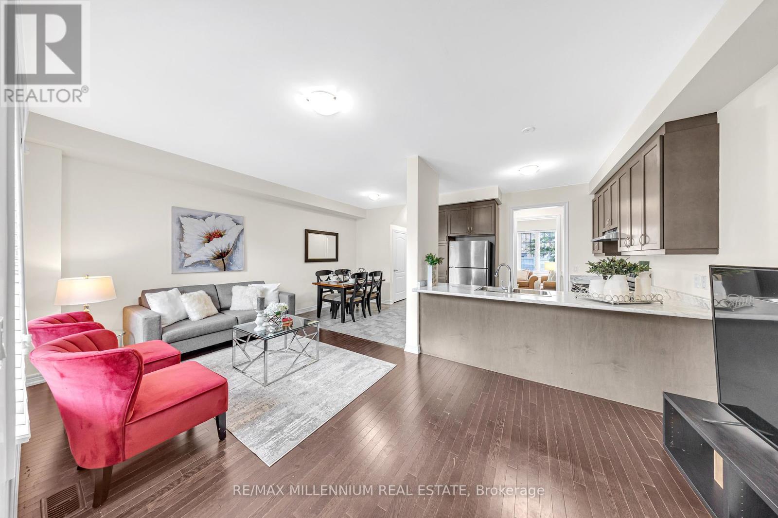 Photo 19 of 86 Saint Dennis Road, Brampton ON