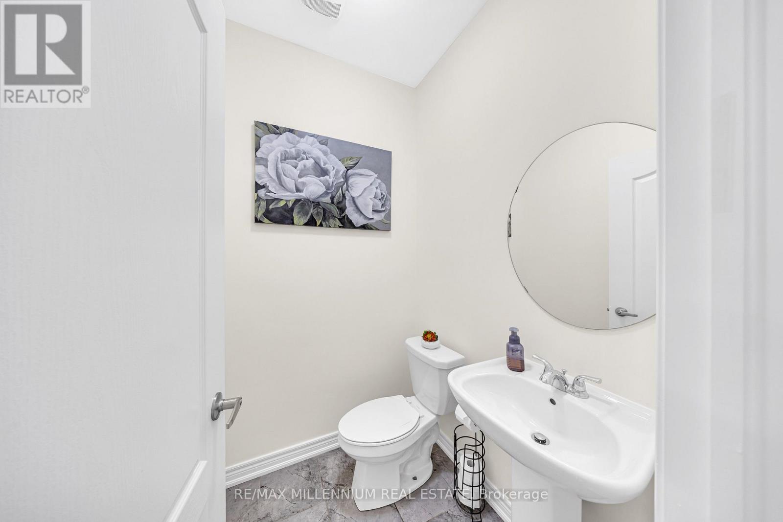 Photo 6 of 86 Saint Dennis Road, Brampton ON