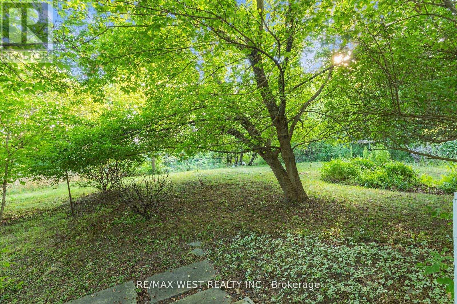 Photo 14 of 16086 Hurontario Street, Caledon ON