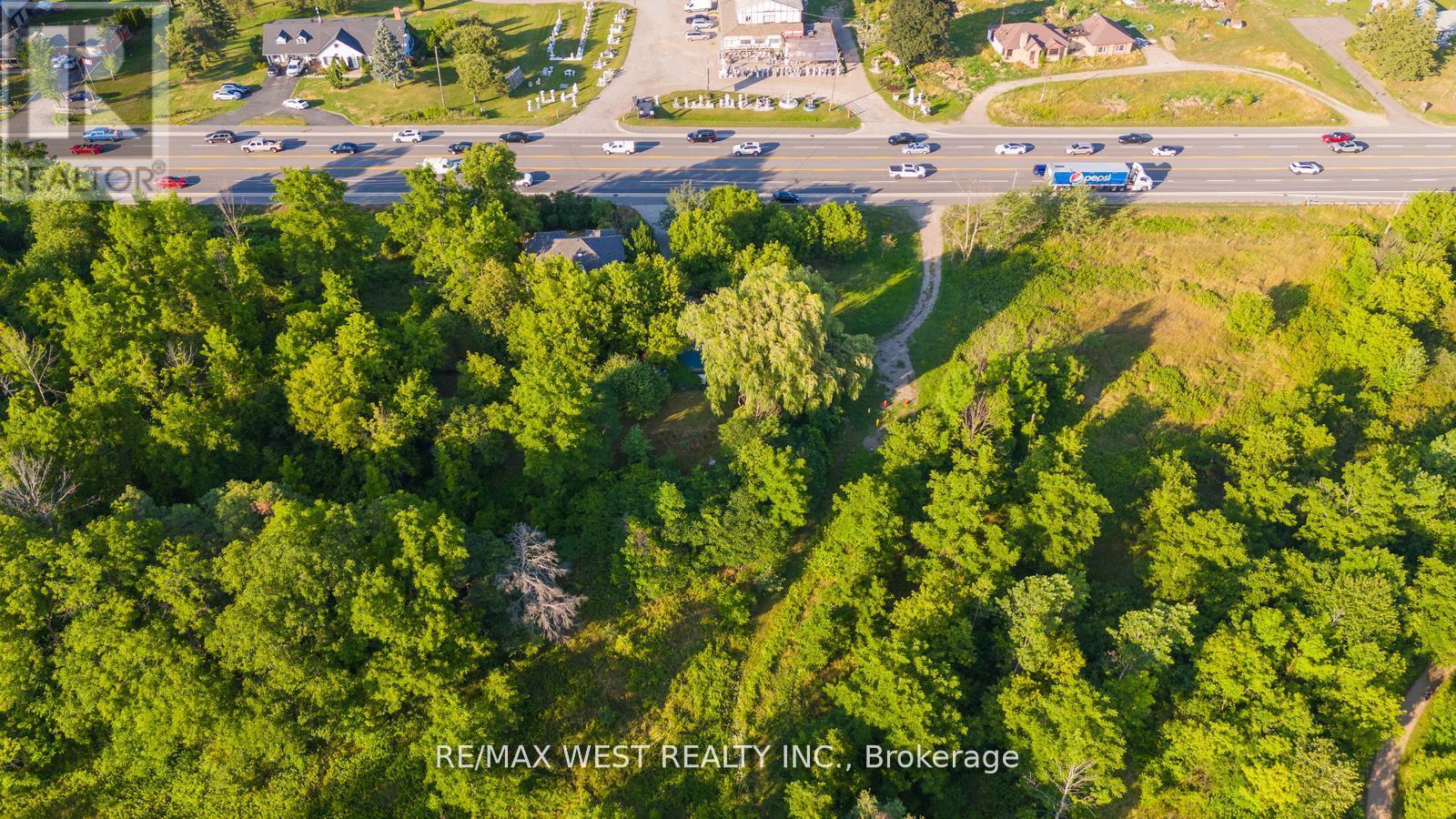 Photo 33 of 16086 Hurontario Street, Caledon ON