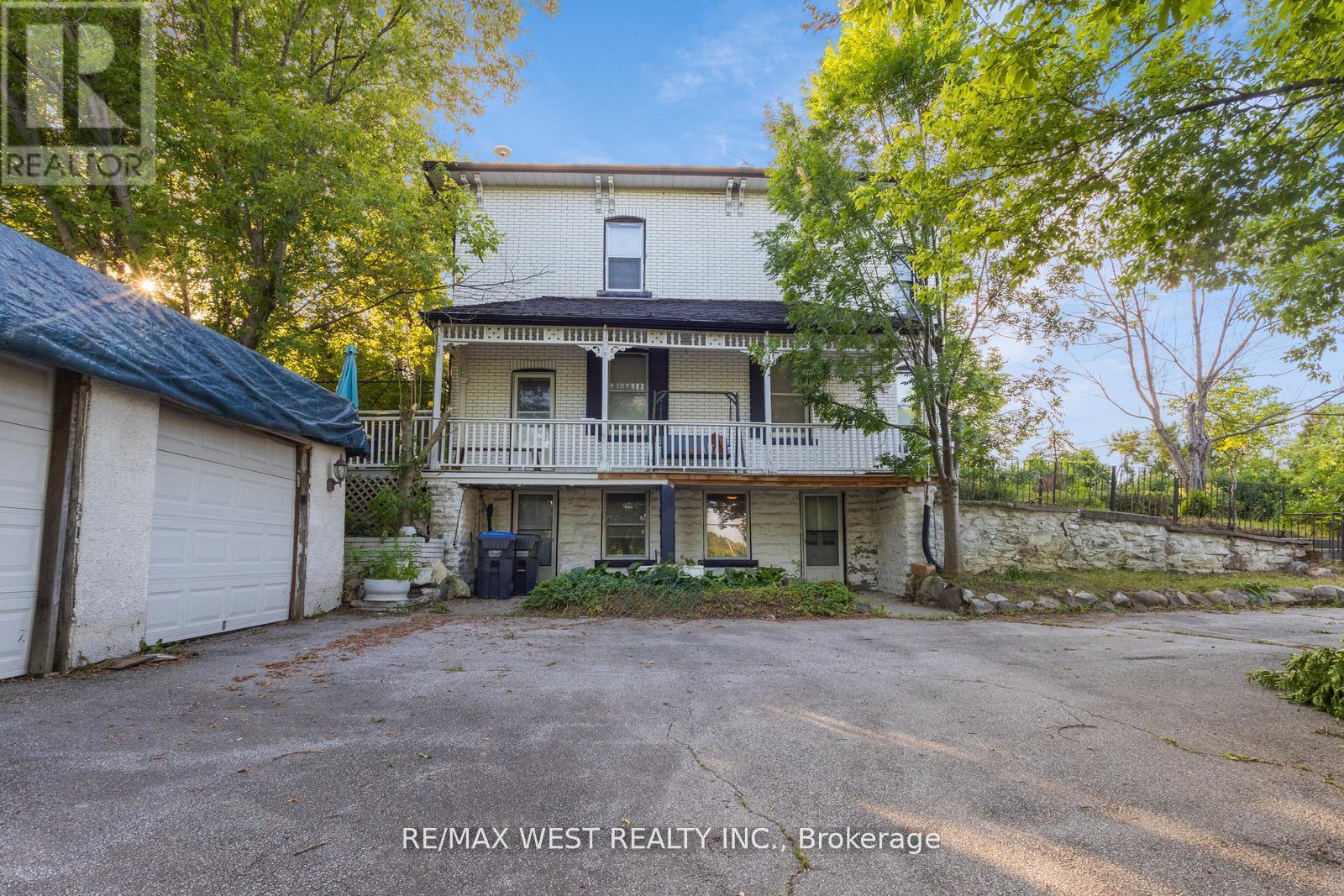 Photo 4 of 16086 Hurontario Street, Caledon ON