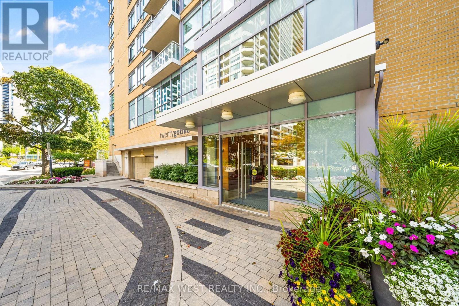 Photo 2 of 412 20 Gothic Avenue, Toronto ON