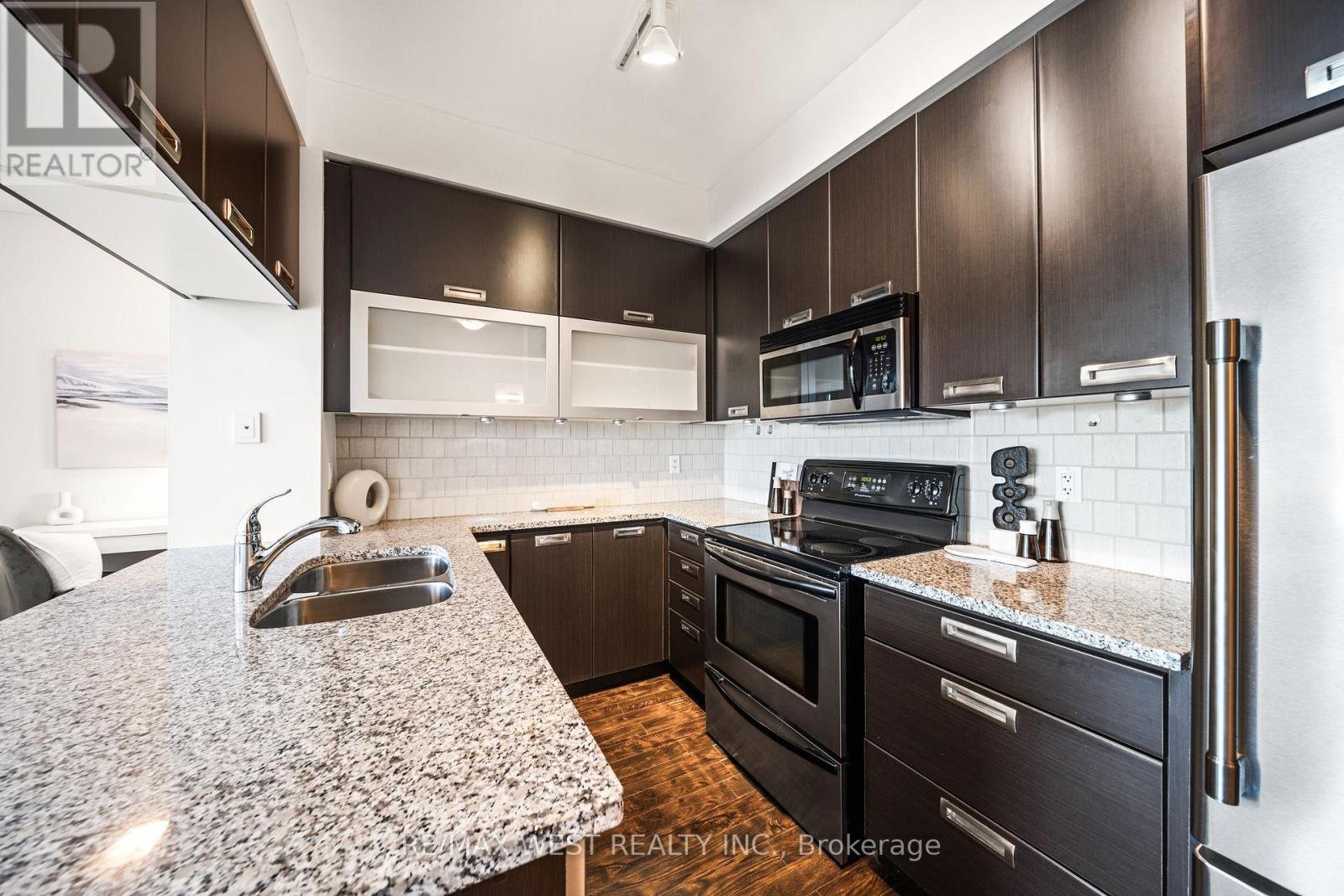 Photo 4 of 412 20 Gothic Avenue, Toronto ON